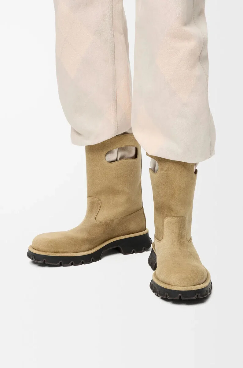 bottes bobby en cuir de veau fendu ciré sahara