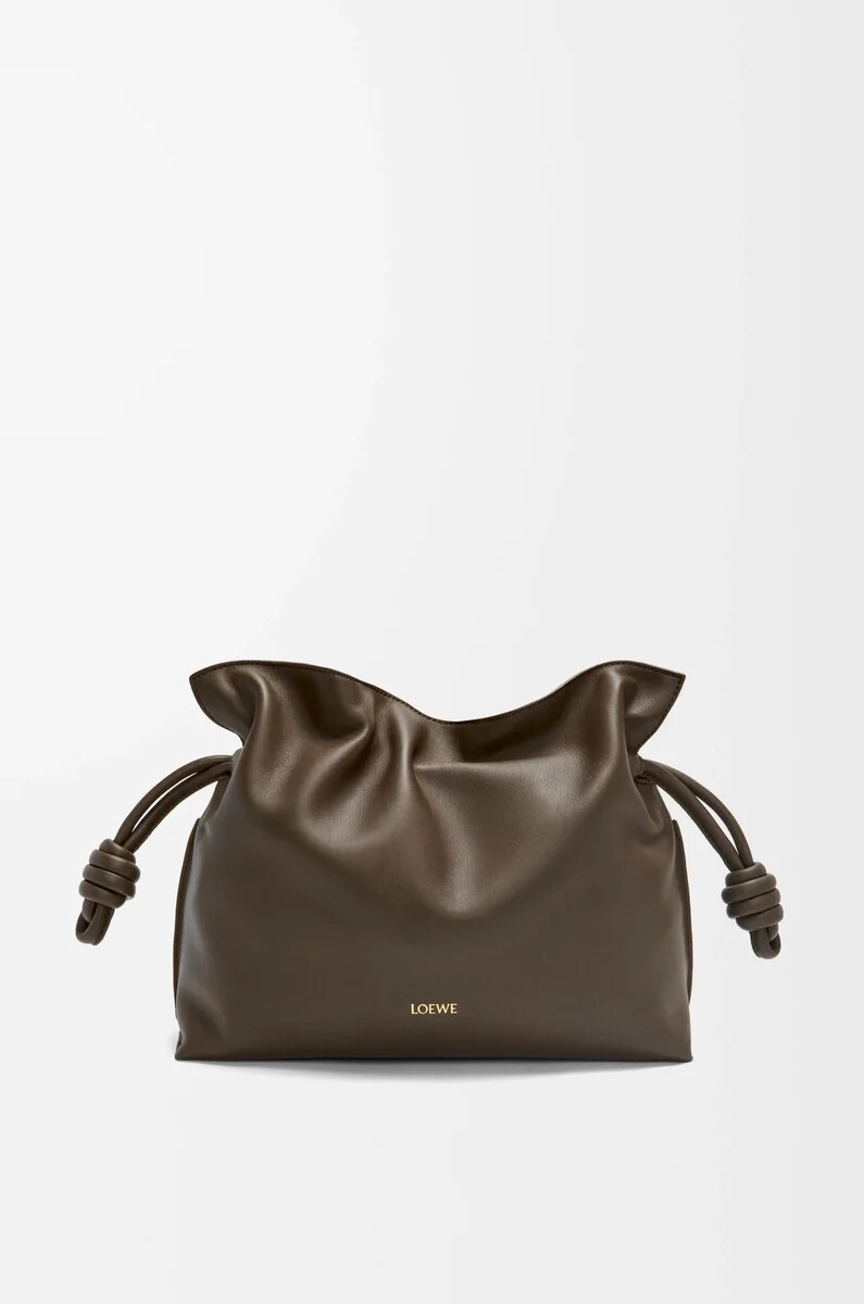 pochette flamenco moyenne en cuir de veau nappa chocolat
