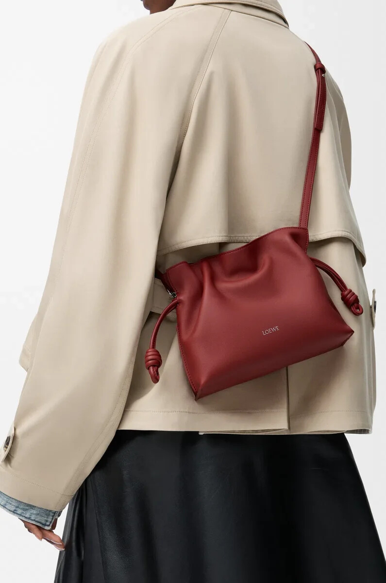 pochette mini flamenco en cuir de veau nappa rouge brûlé
