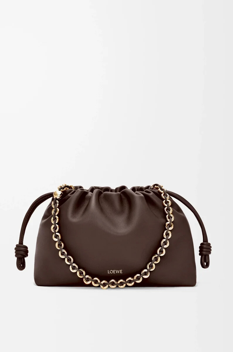 sac à main flamenco moyen en cuir dagneau nappa souple couleur châtaigne foncée