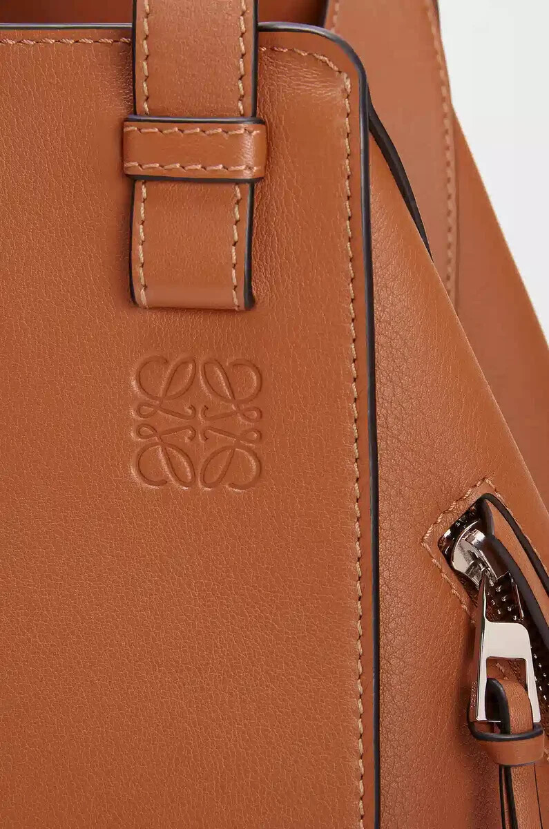 petit sac hamac en cuir de veau classique couleur fauve
