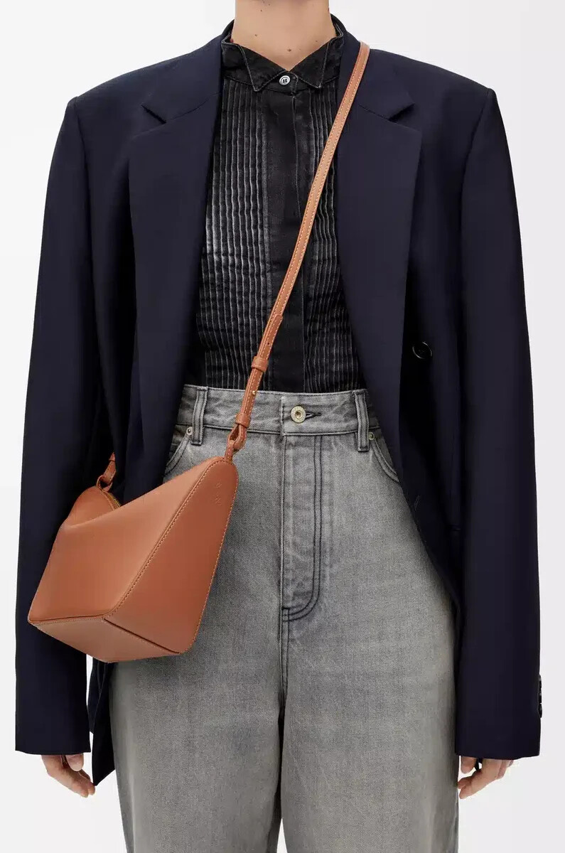 mini hamac hobo en cuir de veau classique couleur fauve