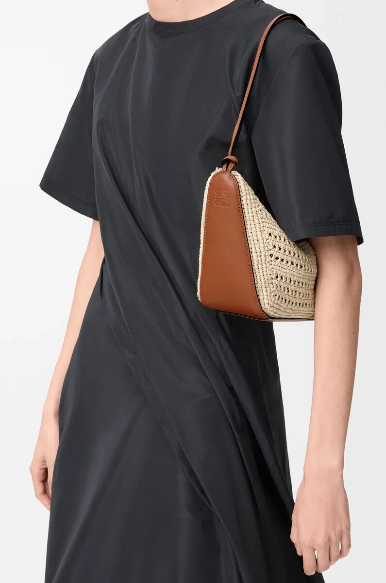 mini hamac hobo en raphia et cuir de veau coloris tannaturel