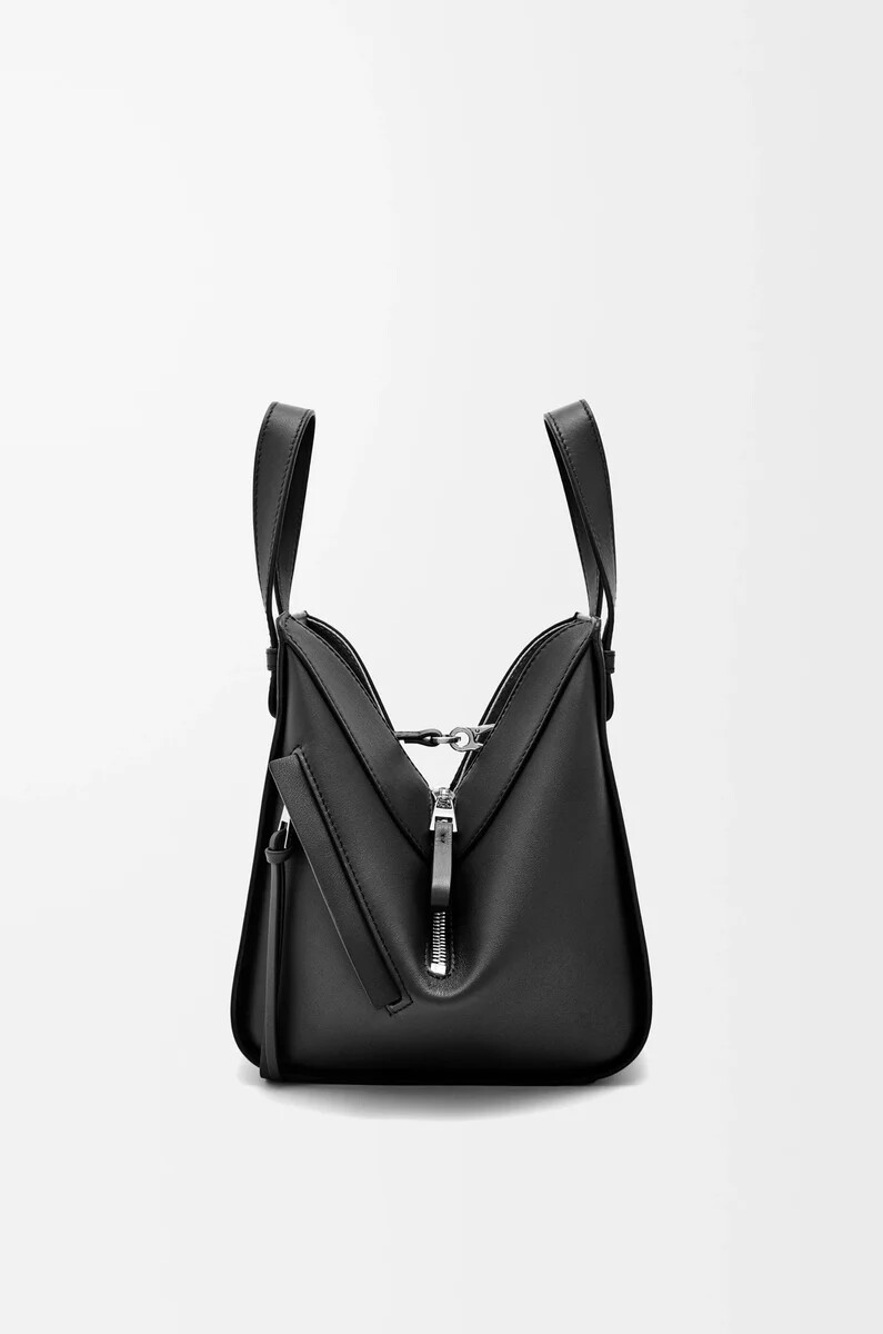 sac à hamac compact en cuir de veau noir classique