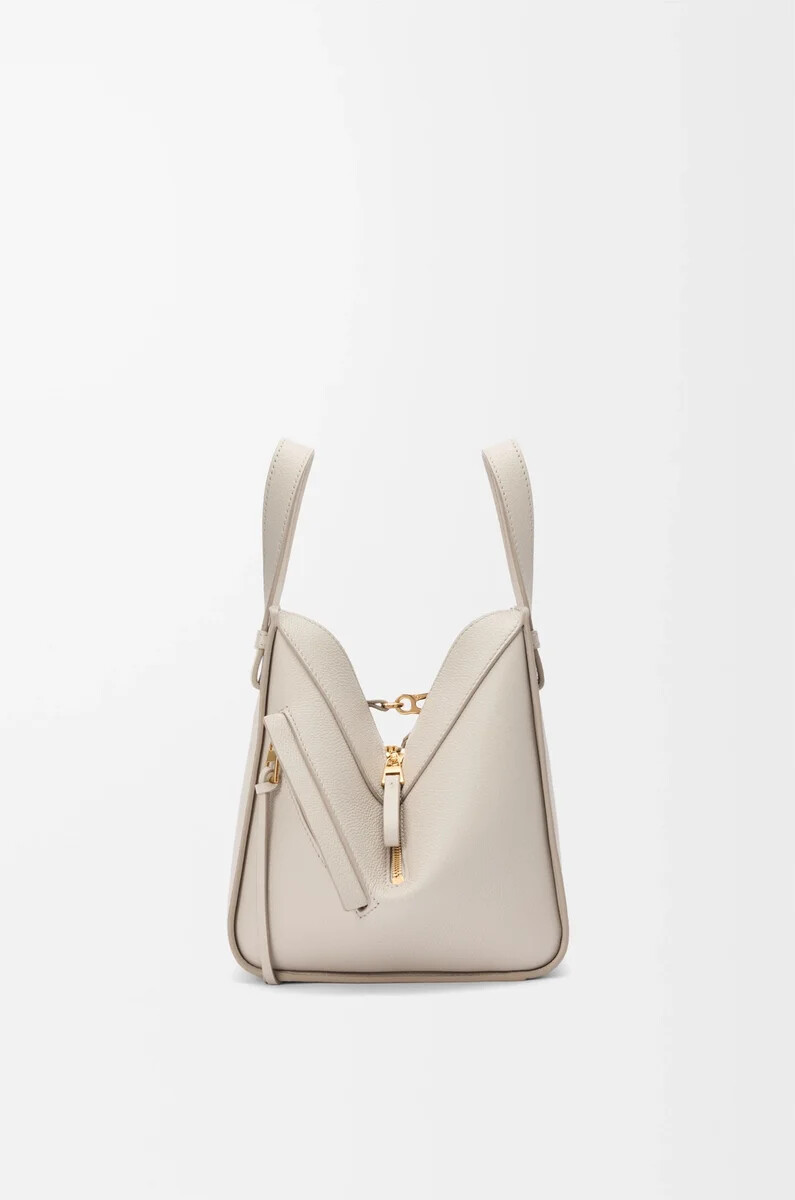sac à hamac compact en cuir de veau grainé souple light ghost