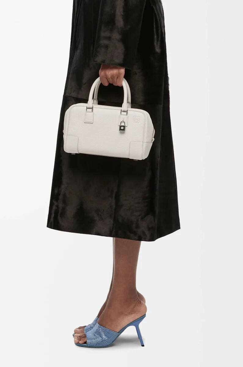 sac amazona 23 en cuir de veau grainé souple blanc doux