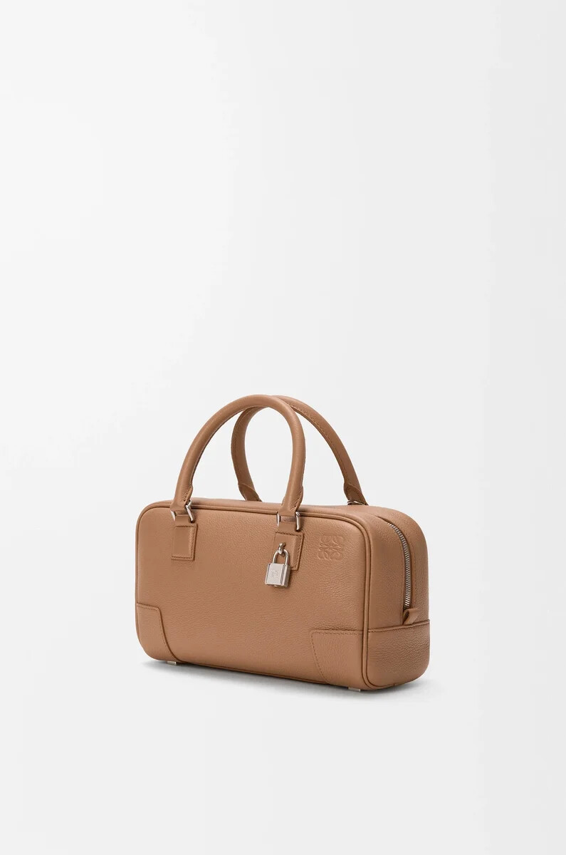 sac amazona 23 en cuir de veau grainé souple couleur moka