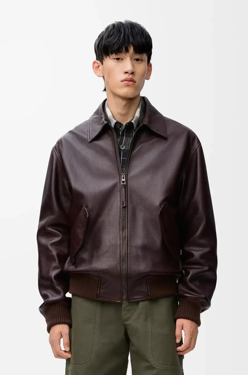 veste aviateur en daim couleur bordeaux