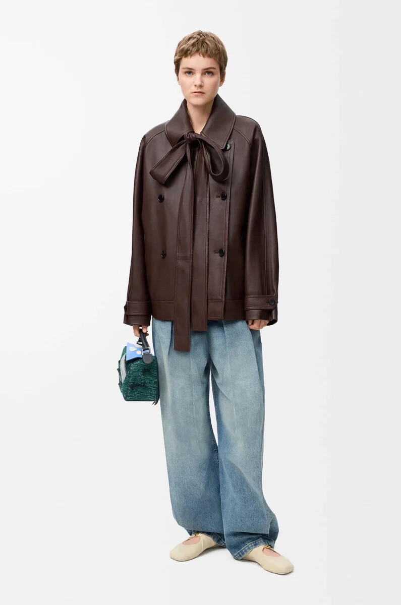 veste à nœud papillon en agneau nappa couleur chocolat noir