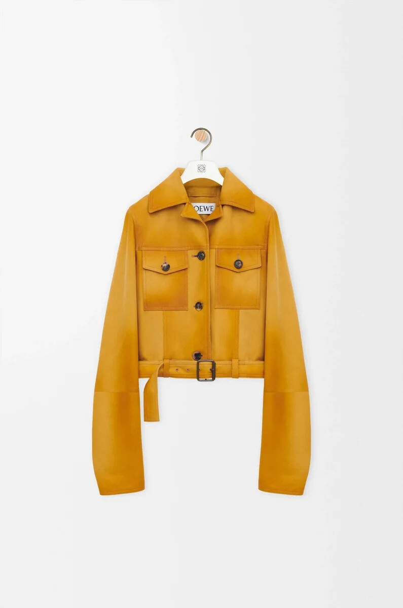 veste courte en daim dagneau beige clair
