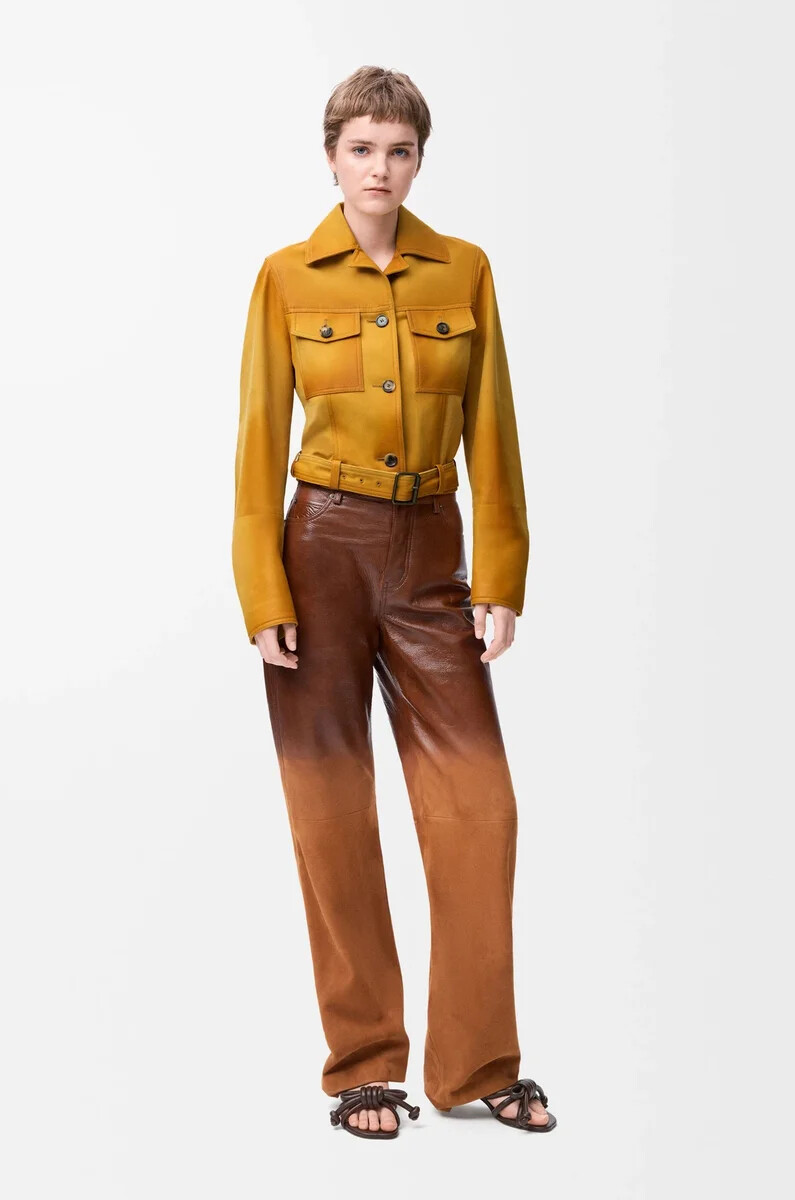 veste courte en daim dagneau beige clair