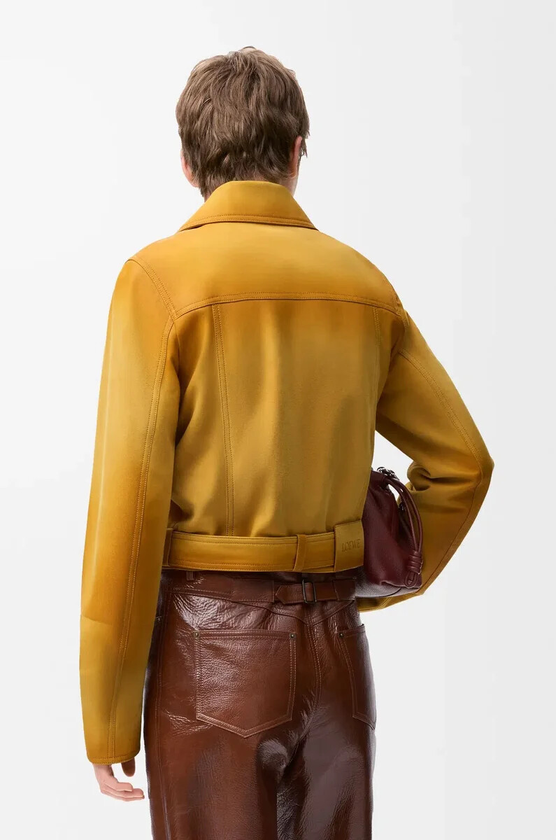 veste courte en daim dagneau beige clair