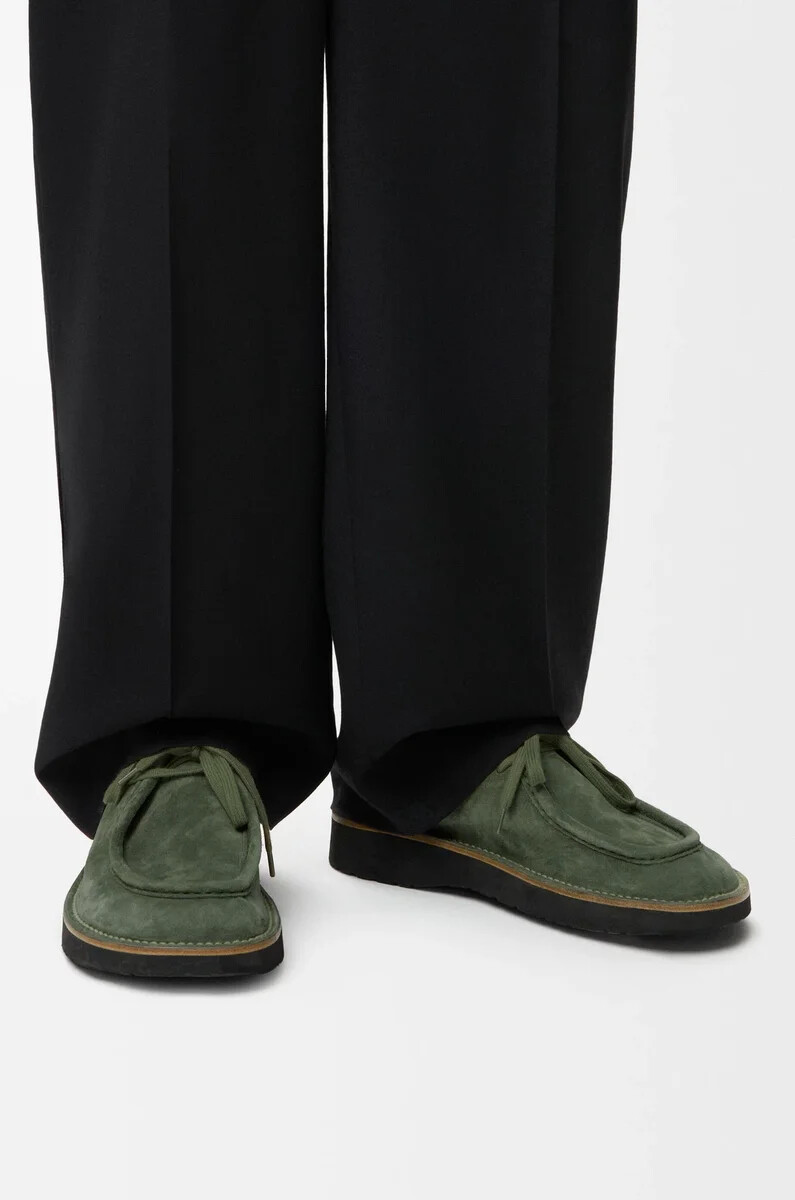 chaussures à lacets faro en veau daim couleur sauge