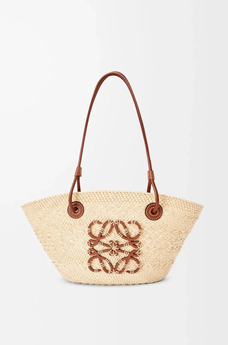 petit sac panier anagram en cuir de veau et palmier iraca naturelbeige