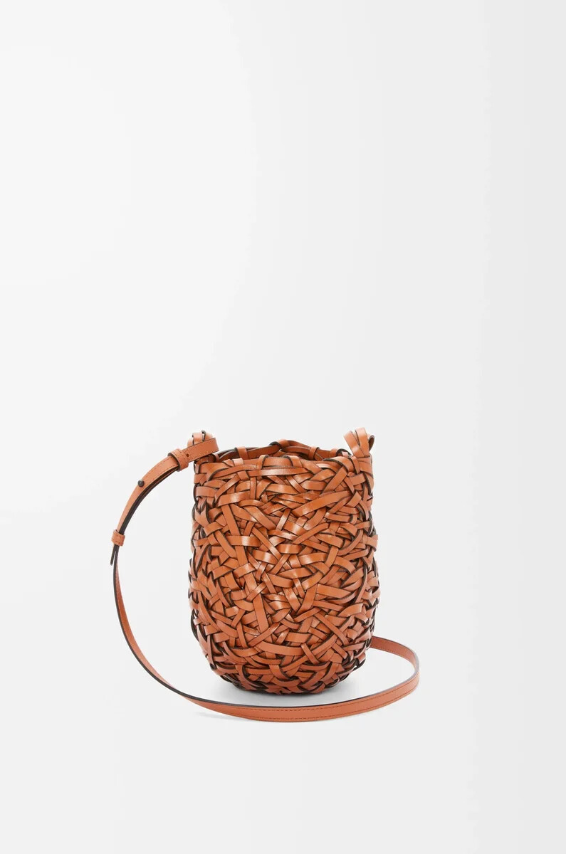 petit sac panier nest en cuir de veau fauve