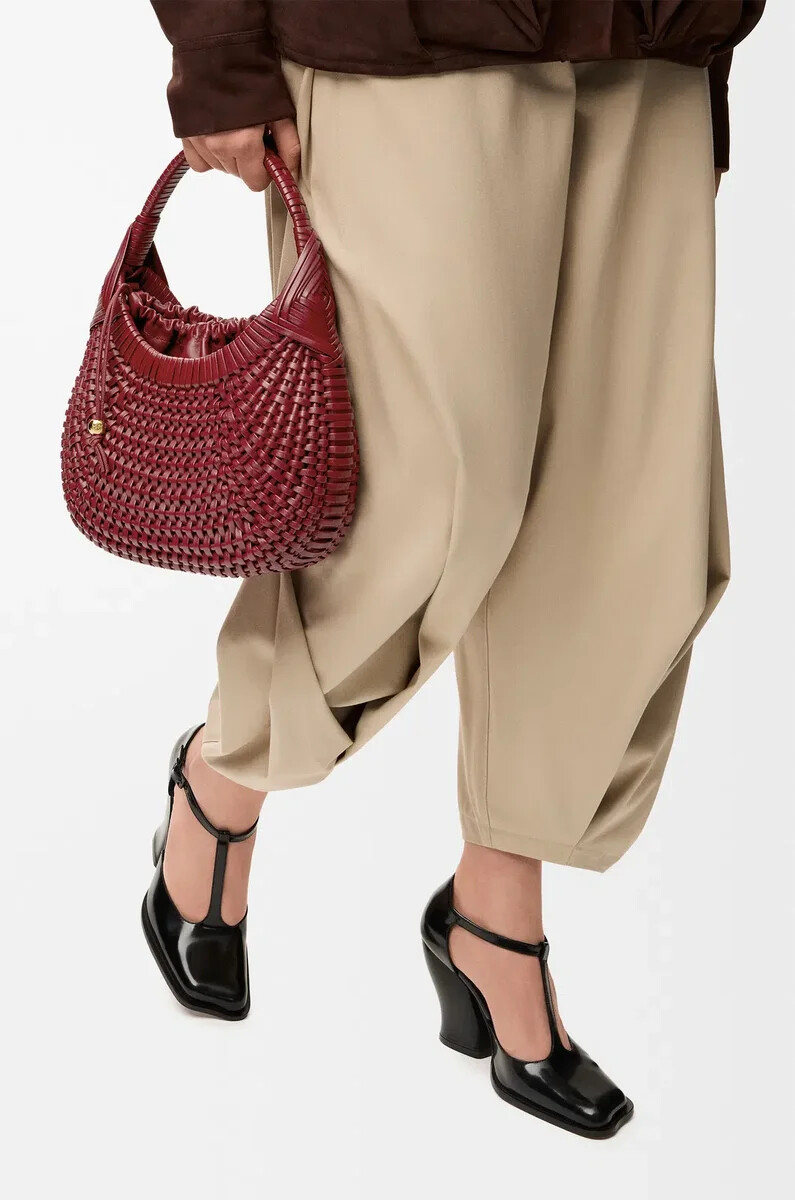 sac hobo diamond en cuir de veau cerise