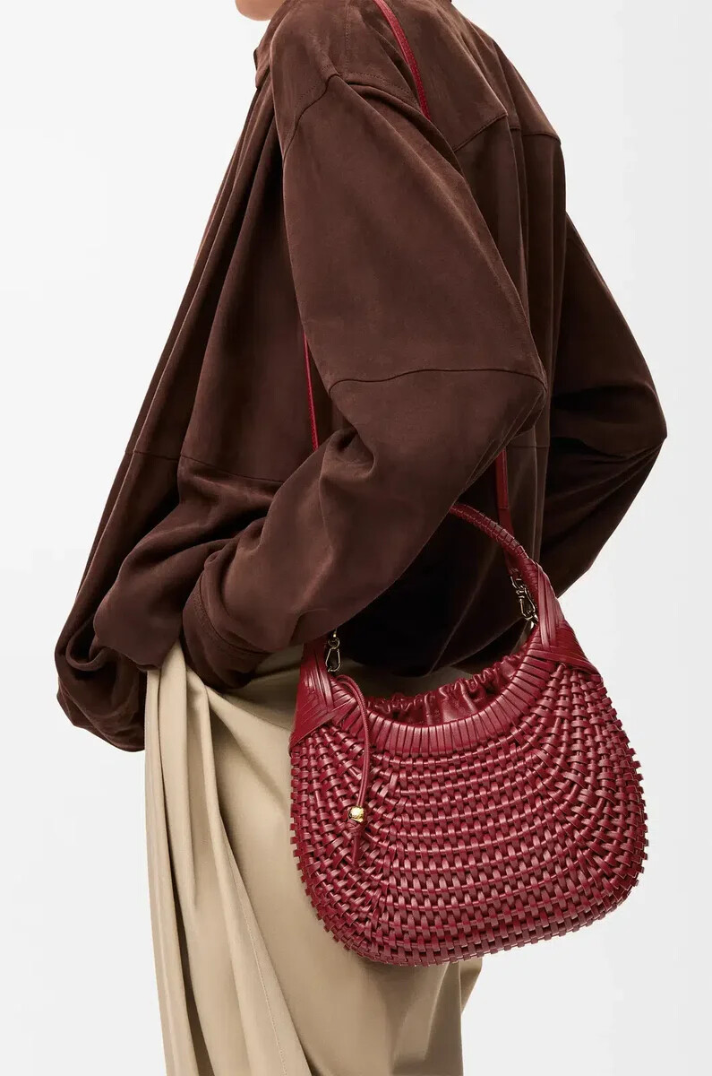 sac hobo diamond en cuir de veau cerise