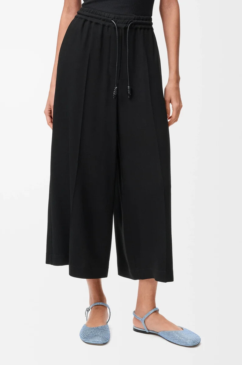 pantalon court en viscose stretch noire