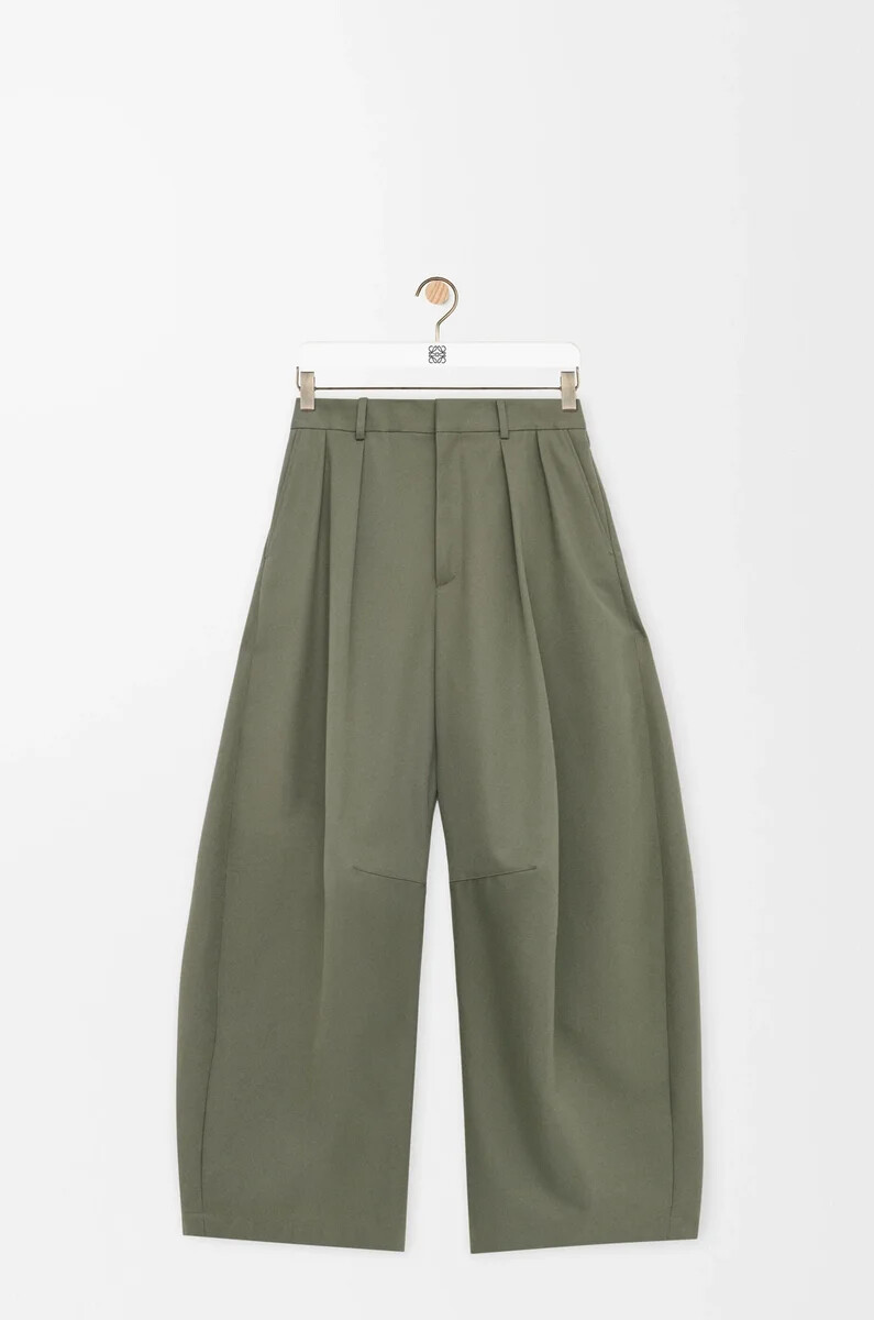 pantalon large en coton et soie kaki