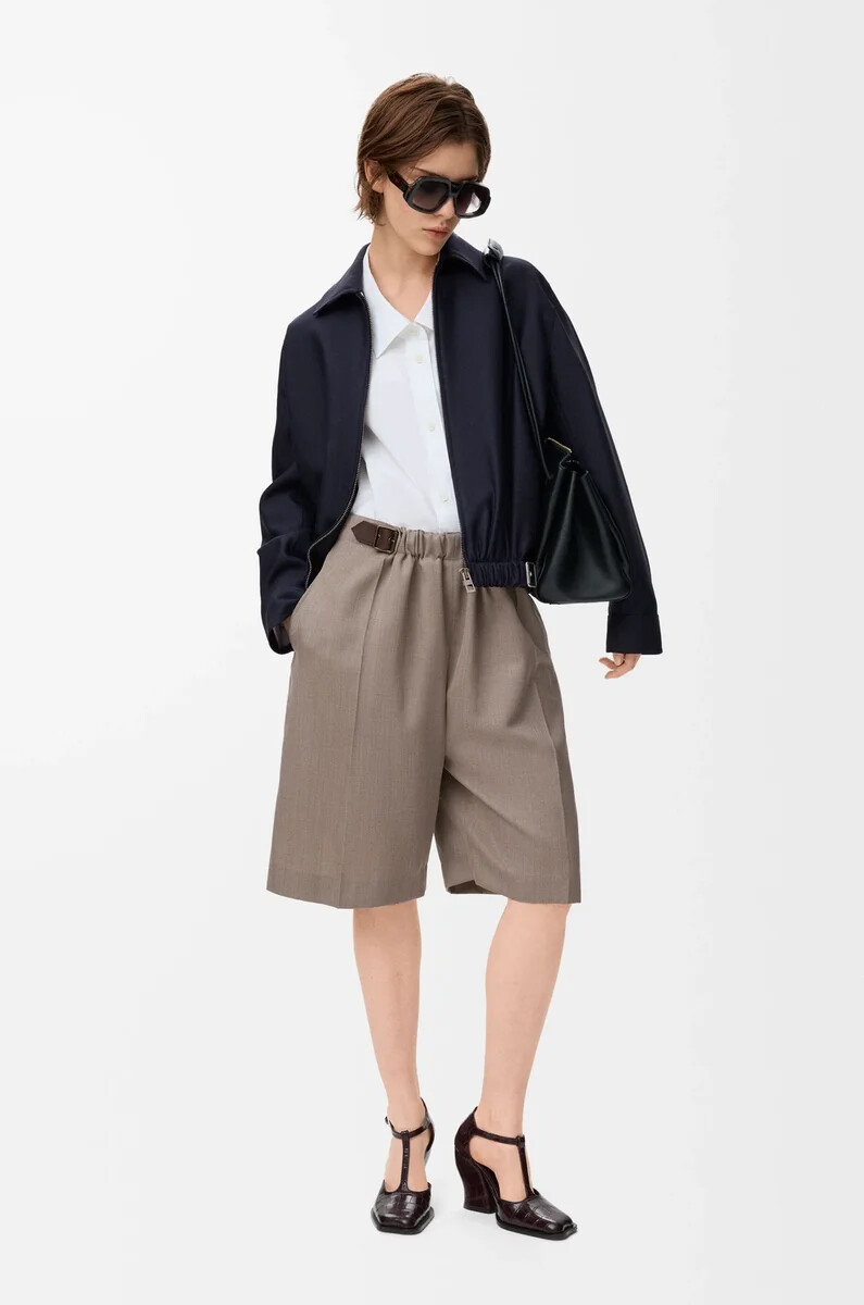 short ceinturé en laine beige chiné