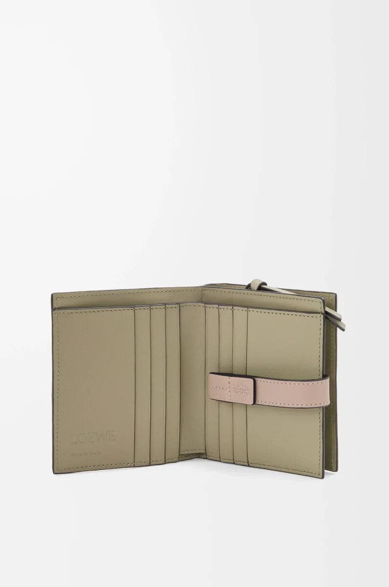 portefeuille zippé compact en cuir de veau grainé souple frozenclay