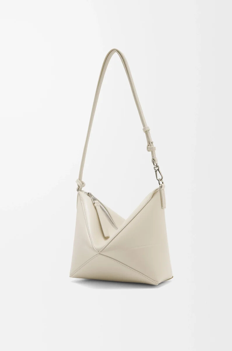 pochette pliable en cuir de veau nappa brillant couleur sel marin