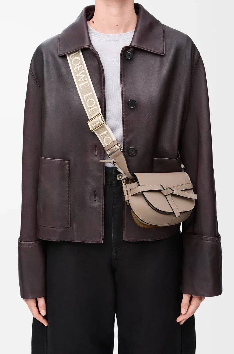 sac mini gate dual en cuir de veau souple et jacquard sable