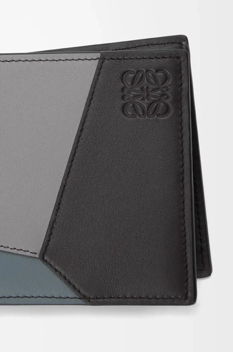 porte-monnaie à deux volets en cuir de veau classique gris asphaltebleu orage.