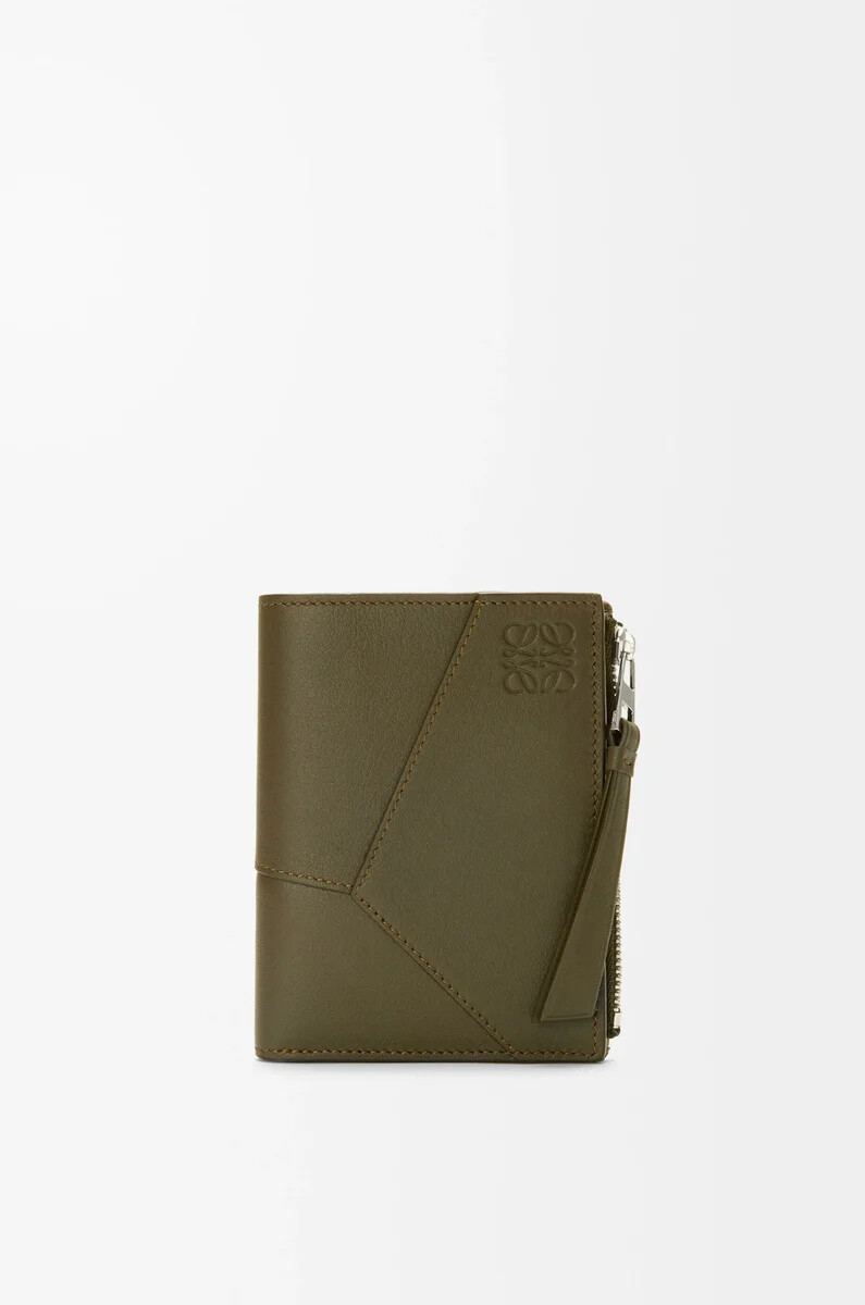 portefeuille fin et compact puzzle en cuir de veau classique kaki foncé