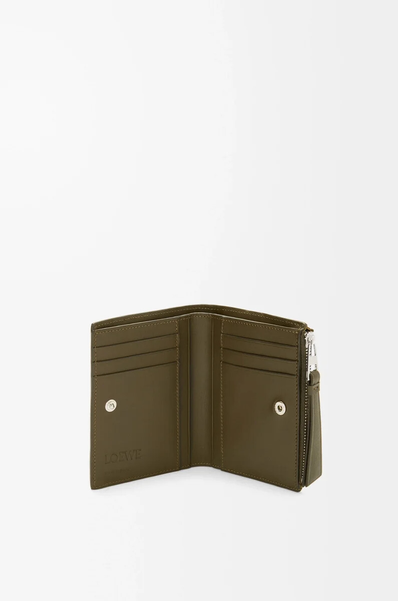 portefeuille fin et compact puzzle en cuir de veau classique kaki foncé