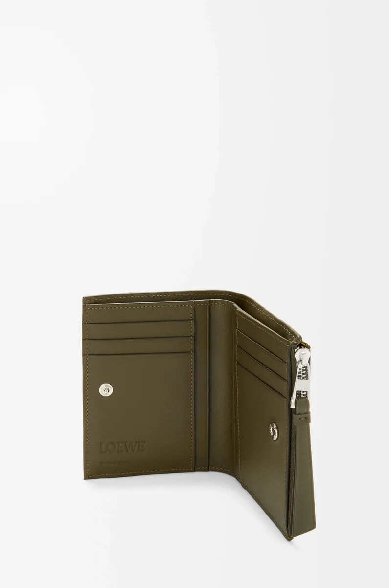 portefeuille fin et compact puzzle en cuir de veau classique kaki foncé