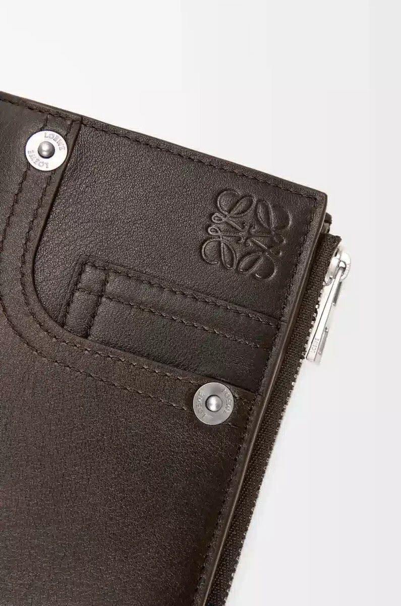 portefeuille panta fin et compact en cuir de veau brillant marron vintage