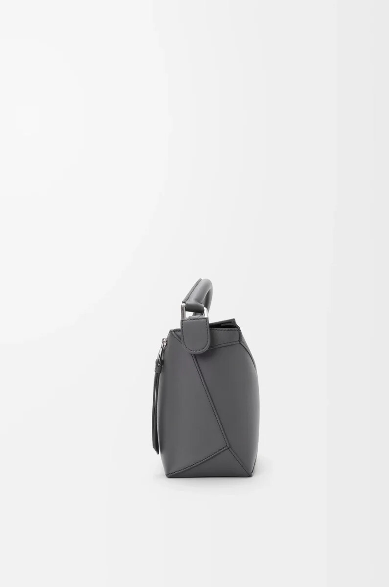 petit sac puzzle edge en cuir de veau classique couleur ardoise