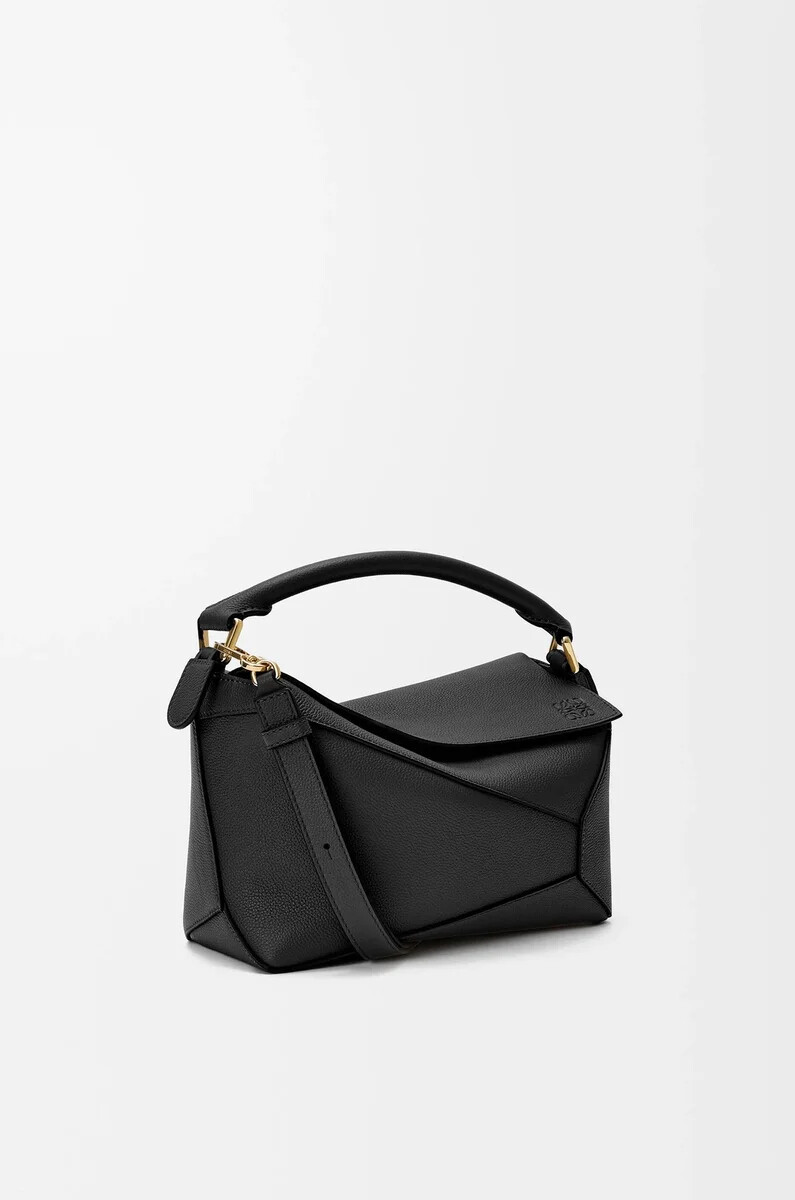 petit sac puzzle edge en cuir de veau grainé souple noir