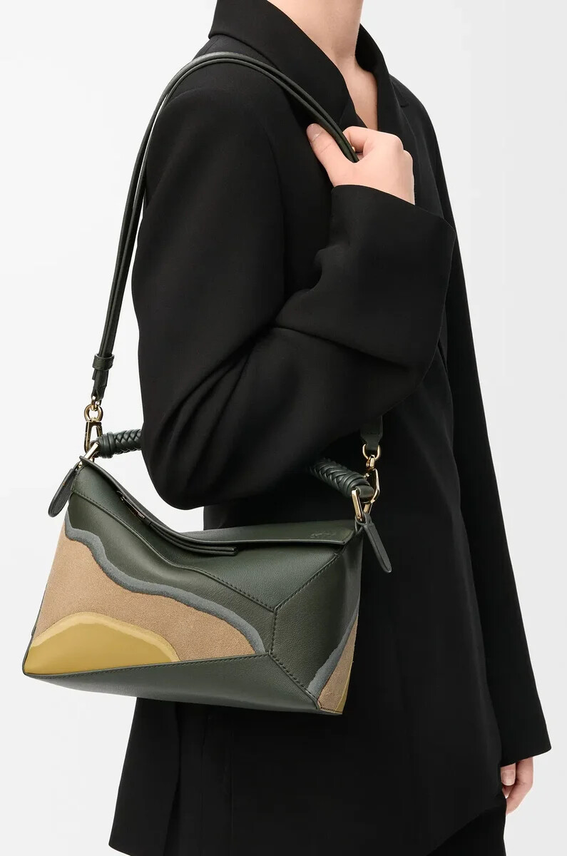 petit sac puzzle edge landscape en cuir de veau nappa vert bouteilleocre