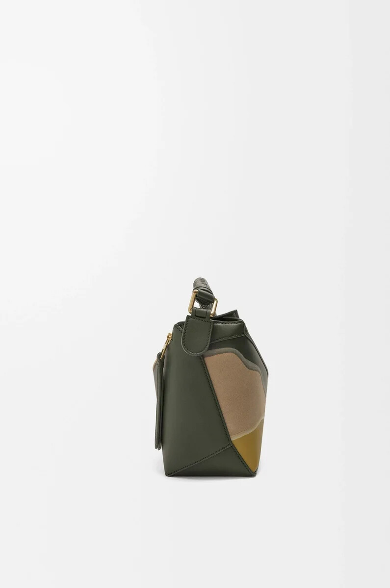 petit sac puzzle edge landscape en cuir de veau nappa vert bouteilleocre