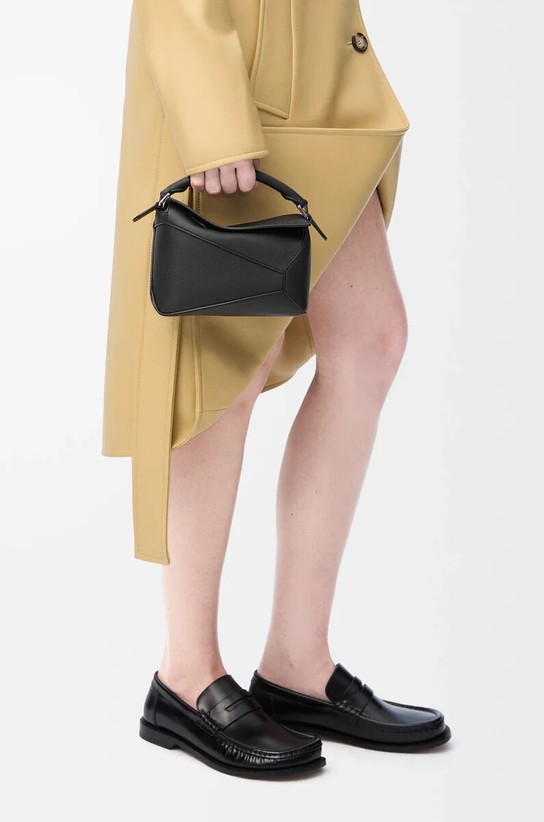 sac mini puzzle edge en cuir de veau noir classique