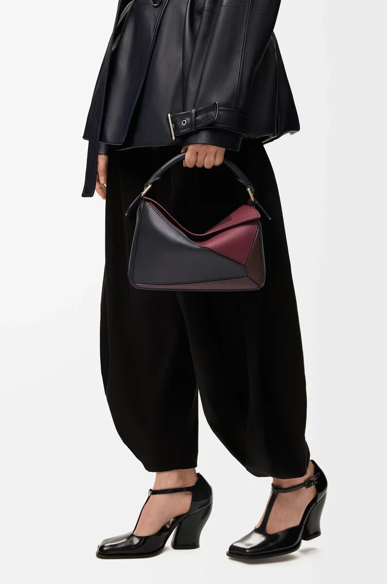 petit sac puzzle en cuir de veau nappa noirbordeaux