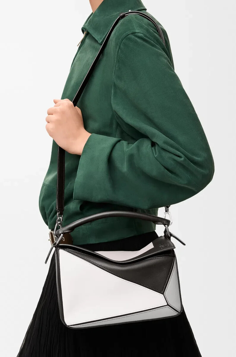 petit sac puzzle en cuir de veau nappa grisclair ghost