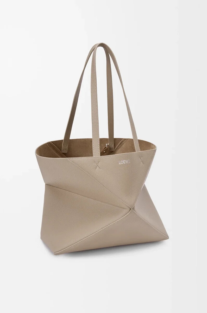 sac cabas puzzle fold horizontal moyen en cuir de veau souple grainé couleur argile