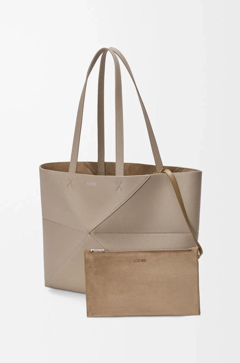 sac cabas puzzle fold horizontal moyen en cuir de veau souple grainé couleur argile