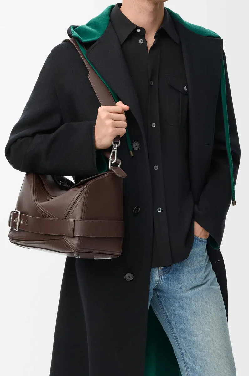 grand sac puzzle biker en cuir de veau brillant couleur châtaigne foncée
