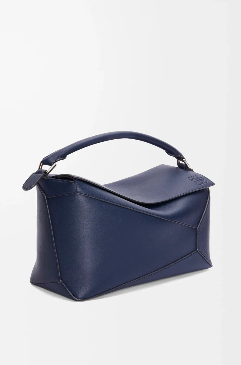 grand sac puzzle edge en cuir de veau bleu abysse classique