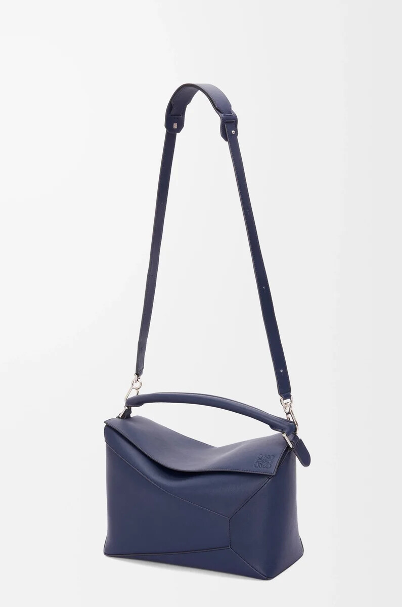 grand sac puzzle edge en cuir de veau bleu abysse classique