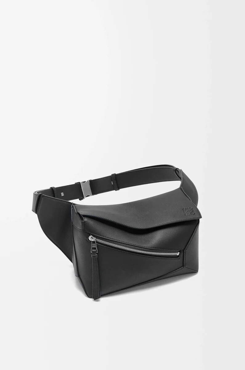 petit sac banane puzzle edge en cuir de veau noir classique