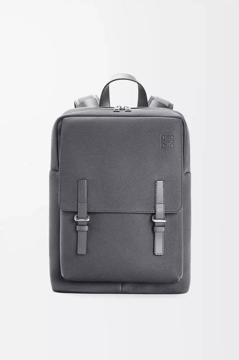 sac à dos militaire en cuir de veau souple grainé anthracite