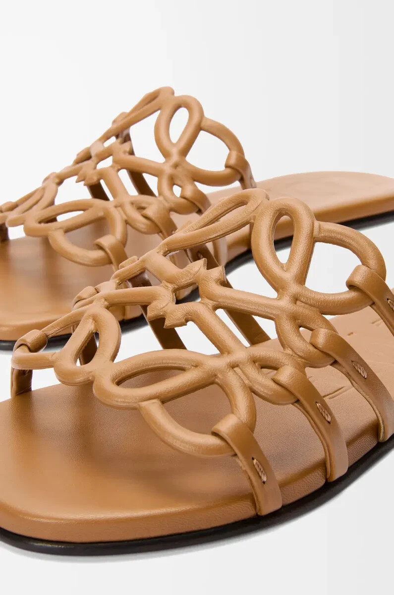 sandales petal anagram en veau souple camel