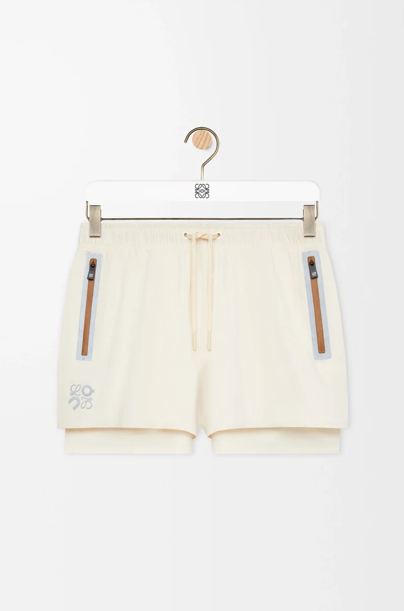 short de performance en tissu technique ivoire