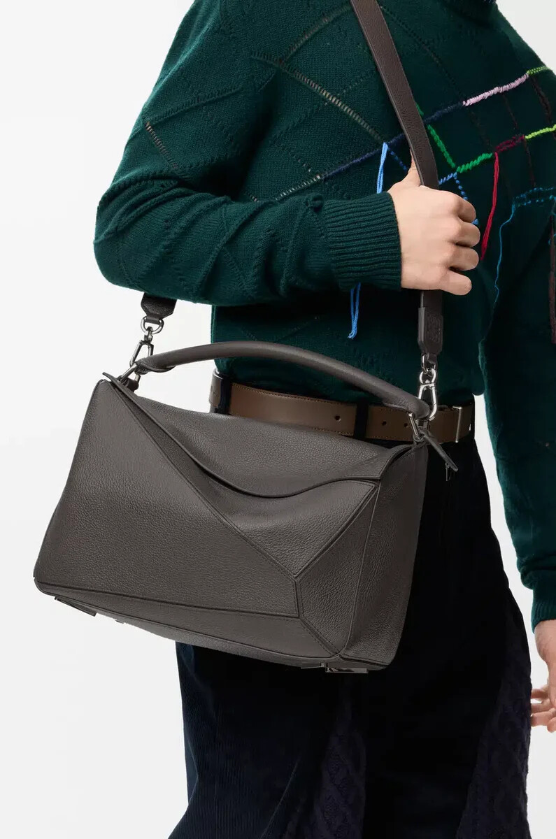 grand sac puzzle en cuir de veau souple grainé gris foncé