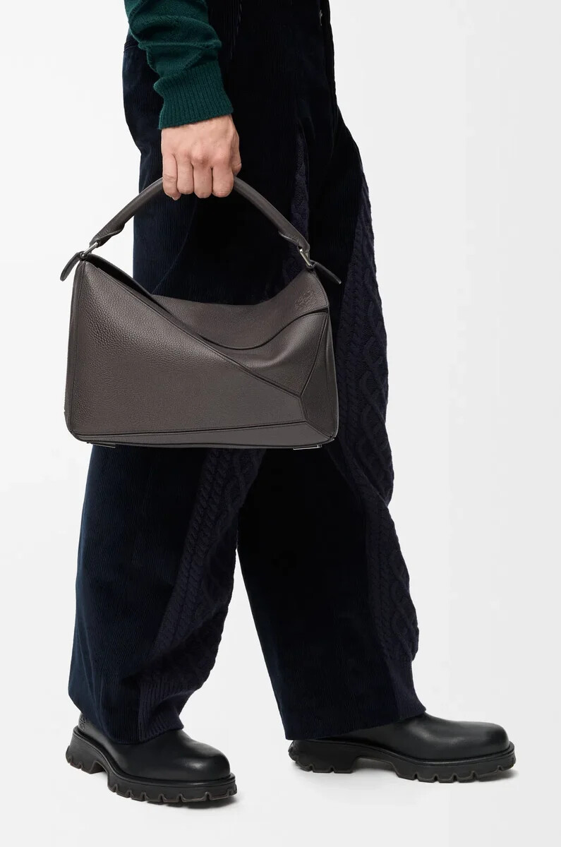grand sac puzzle en cuir de veau souple grainé gris foncé